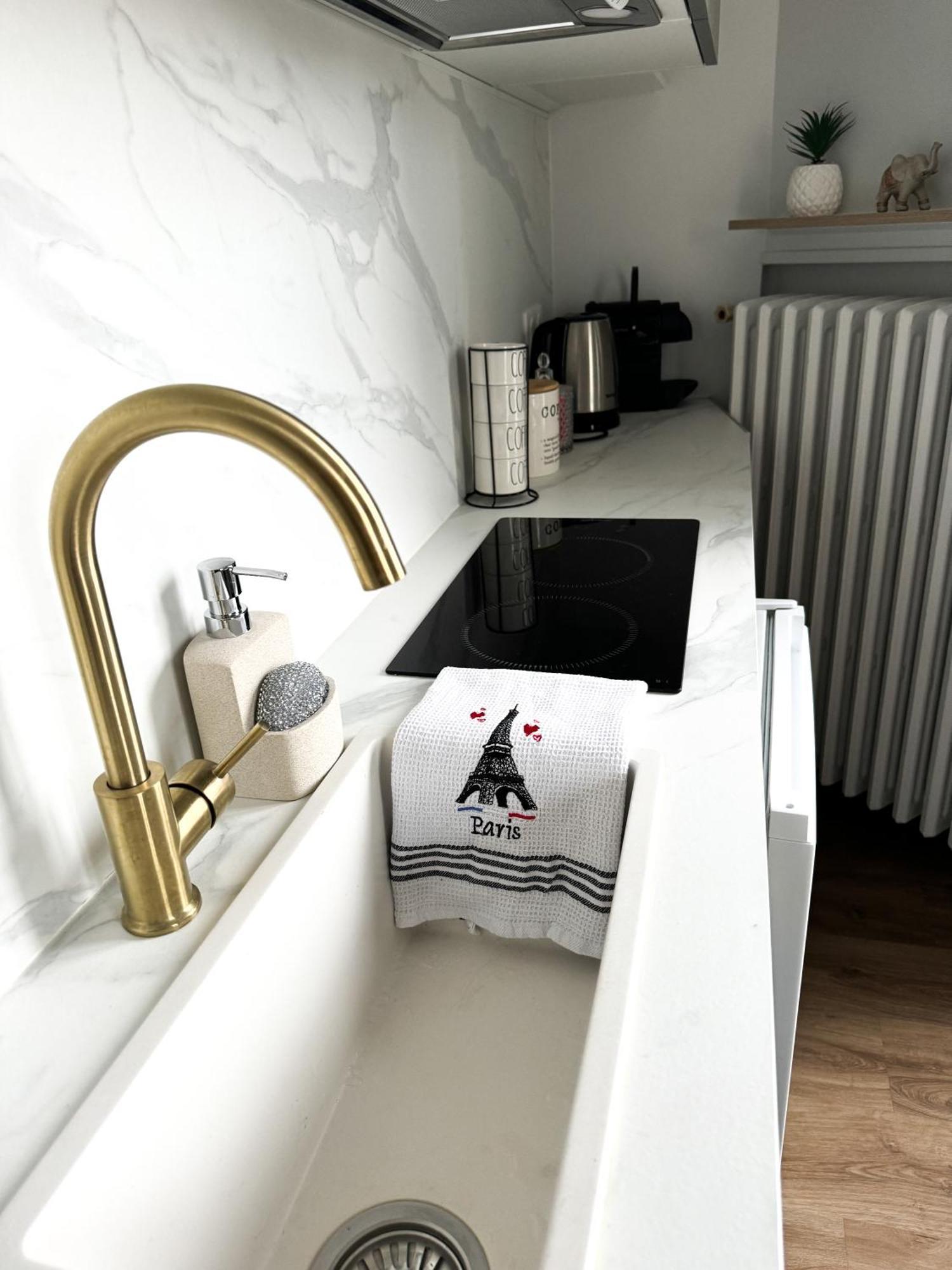 Studio De Charme Parisien Levallois-Perret Eksteriør bilde
